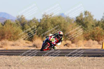 media/Dec-07-2024-CVMA (Sat) [[21c5f1ef85]]/Race 11-Amateur Supersport Open/